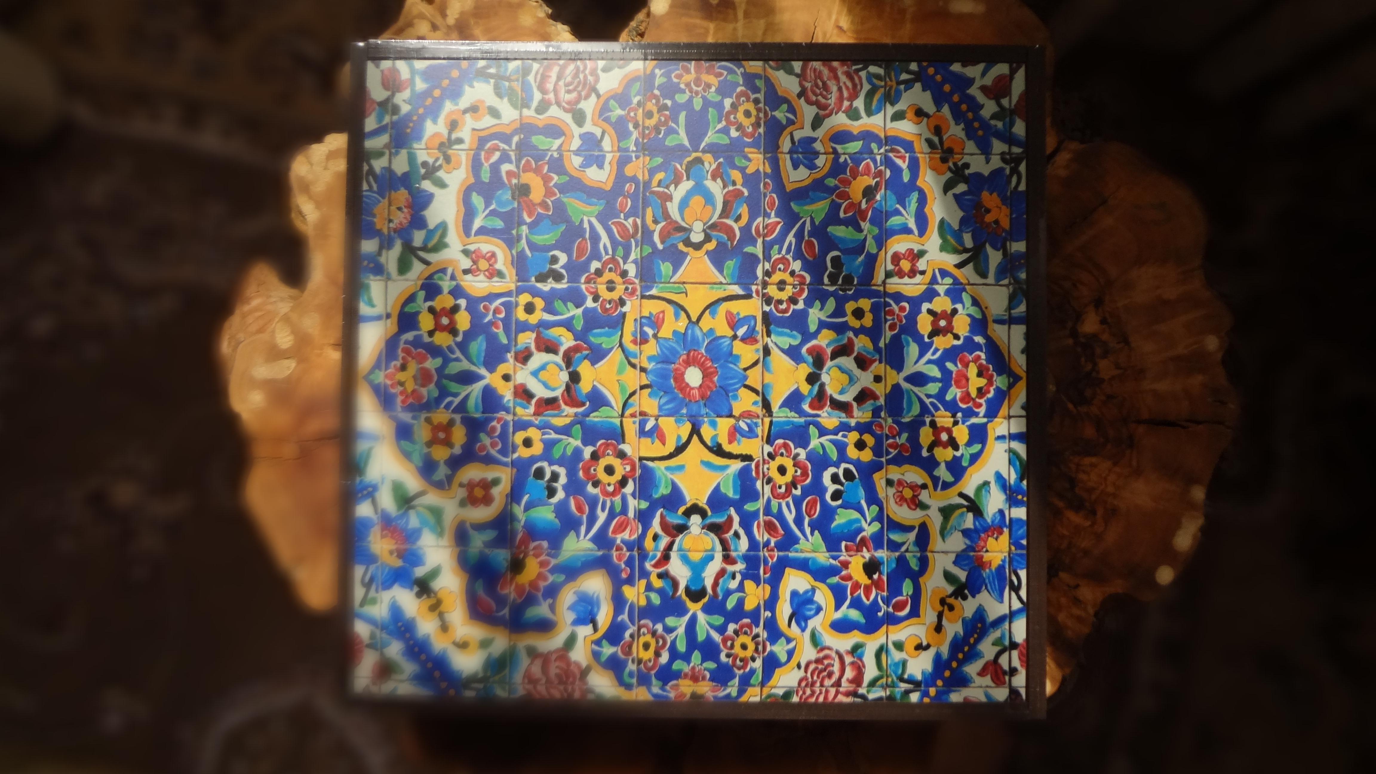 جعبه دمنوش و تنقلات طرح کاشی سنتی قفل طلایی چاپ مستقیم روی چوب