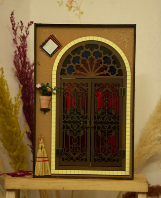 آینه جاکلیدی دکوری وآویز طرح سنتی درب باز شو